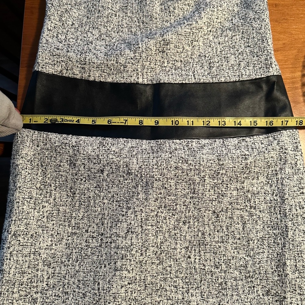 4.Collective Tweed Dress - Picture 10 of 10